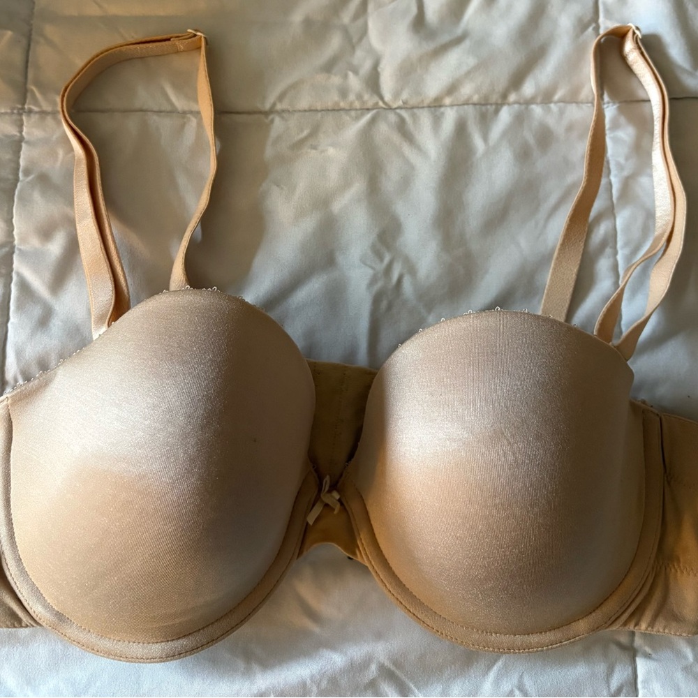 Heidi Klum Intimates Nude Bra